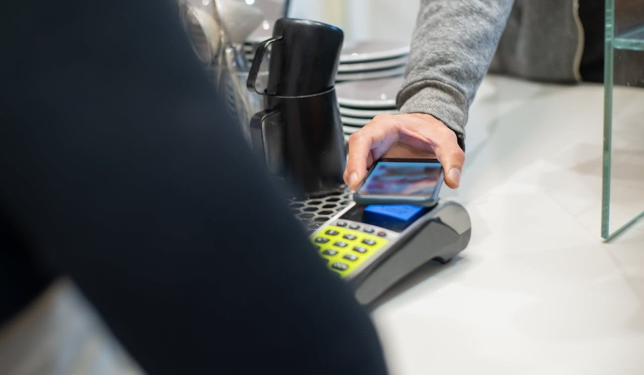travel e-wallets Credits: https://www.pexels.com/@kampus/